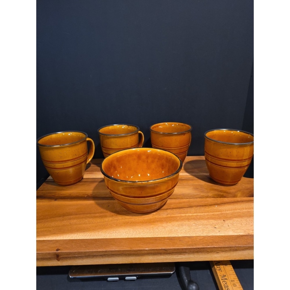 Home Trends Heavy Duty Brown Speckled Coffee/Tea Mug Set Of 4 W/ 1 Bowl/Dish 6"